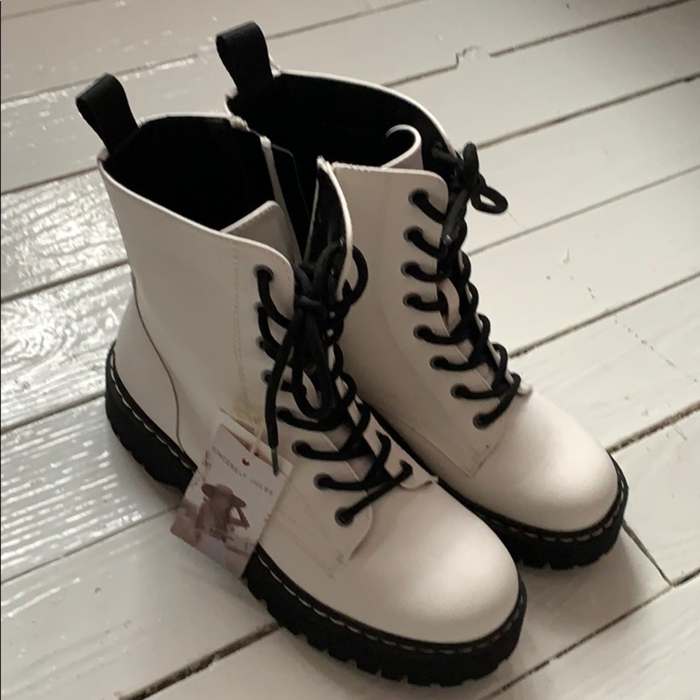Sincerely Jules White Combat boots
